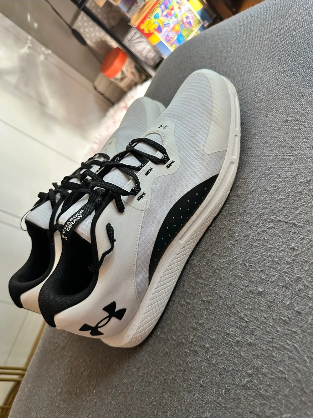 Under Armour Charged Draw Men’s White and Black Golf Shoes